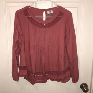 Old Navy top